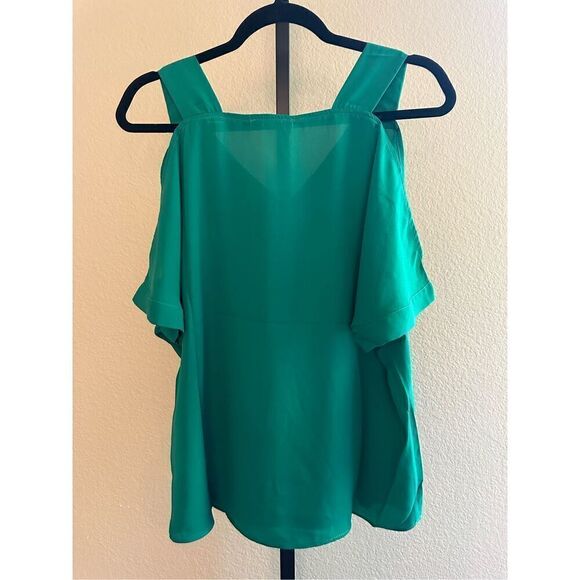 Bundle Revolve Krisa Los Angeles Cold Shoulder Tops Size XS - Picture 3 of 10